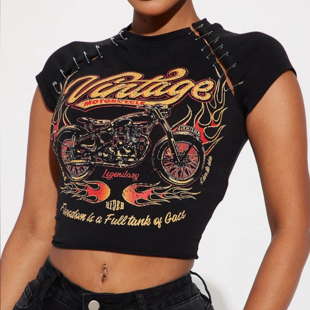 Fashion Nova Vintage Rock Hardware Tee